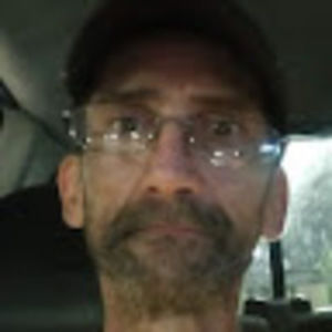 Meet your Posher, Dennis